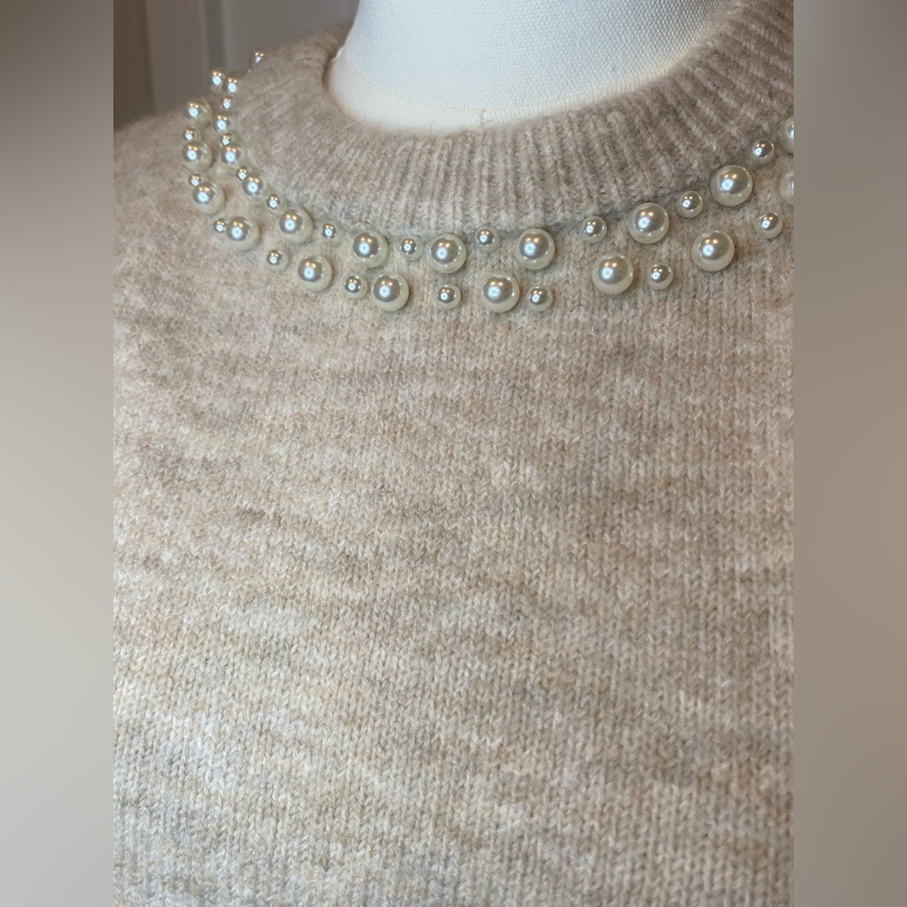 Joie Puff Short Sleeve Beige Spring Sweater with Pearl Detail Small NWT Soft - Picture 5 of 10